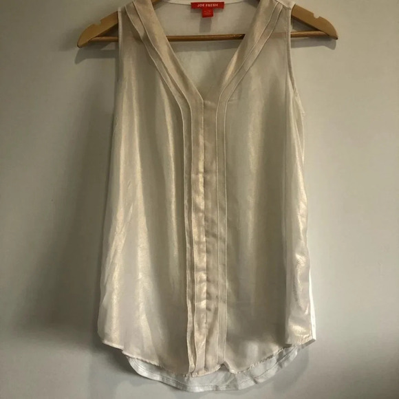 Joe Fresh  Sz XS Champagne Gold Shimmer Sheer Sleeveless Blouse Top - Picture 2 of 7